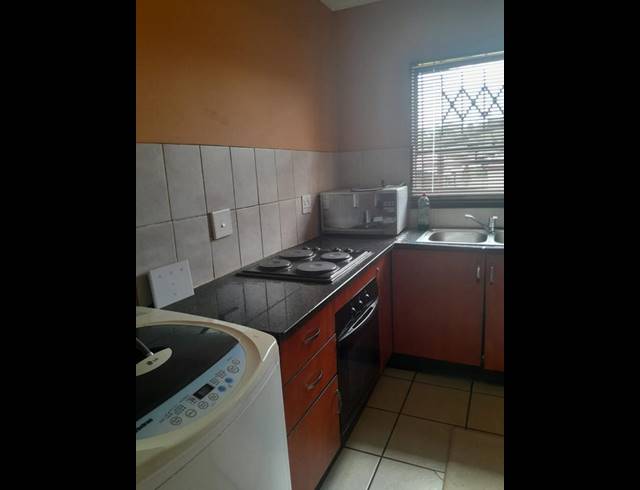 2 BEDROOM HOUSE FOR SALE IN HEATHERVIEW